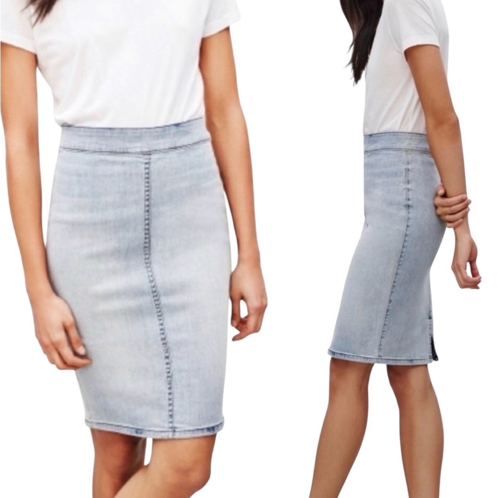 THE CASTINGS By ARITZIA Women's Light Wash Stretch Denim Pencil Skirt Sz 2